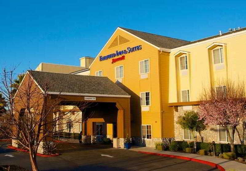 Fairfield Inn And Suites By Marriott Napa American Canyon Exterior foto